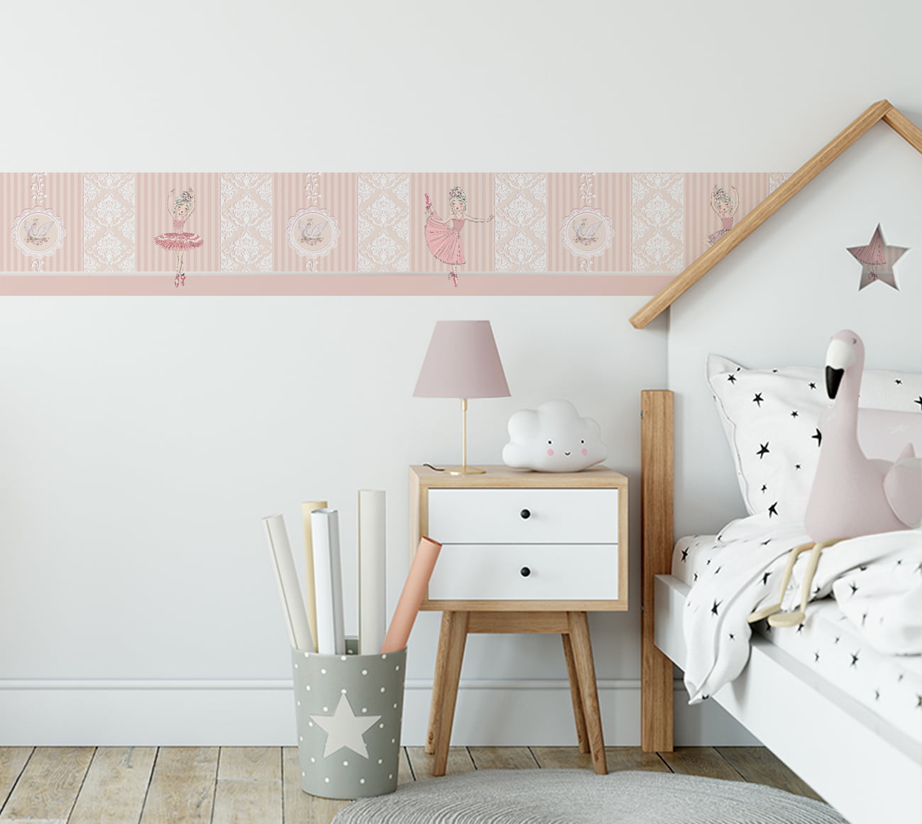 "Encante o quarto da sua menina com a Faixa Decorativa Infantil Adesiva Bailarinas Rosa! Com um design delicado e gracioso, ela cria um ambiente encantador e elegante. Fácil de aplicar, perfeita para deixar o espaço ainda mais especial!"