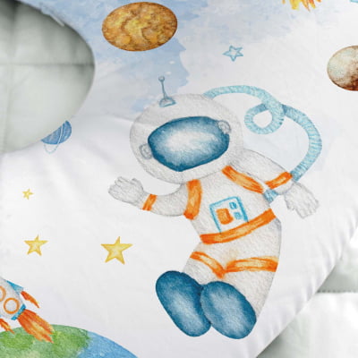 Almofada para Amamentar Astronauta Planetas Galáxia AM698 Papel de parede  infantil, Enxovais para Bebê, Kits Berço, Kit Cama, faixa decorativa, régua do crescimento, quadros decorativos infantil.